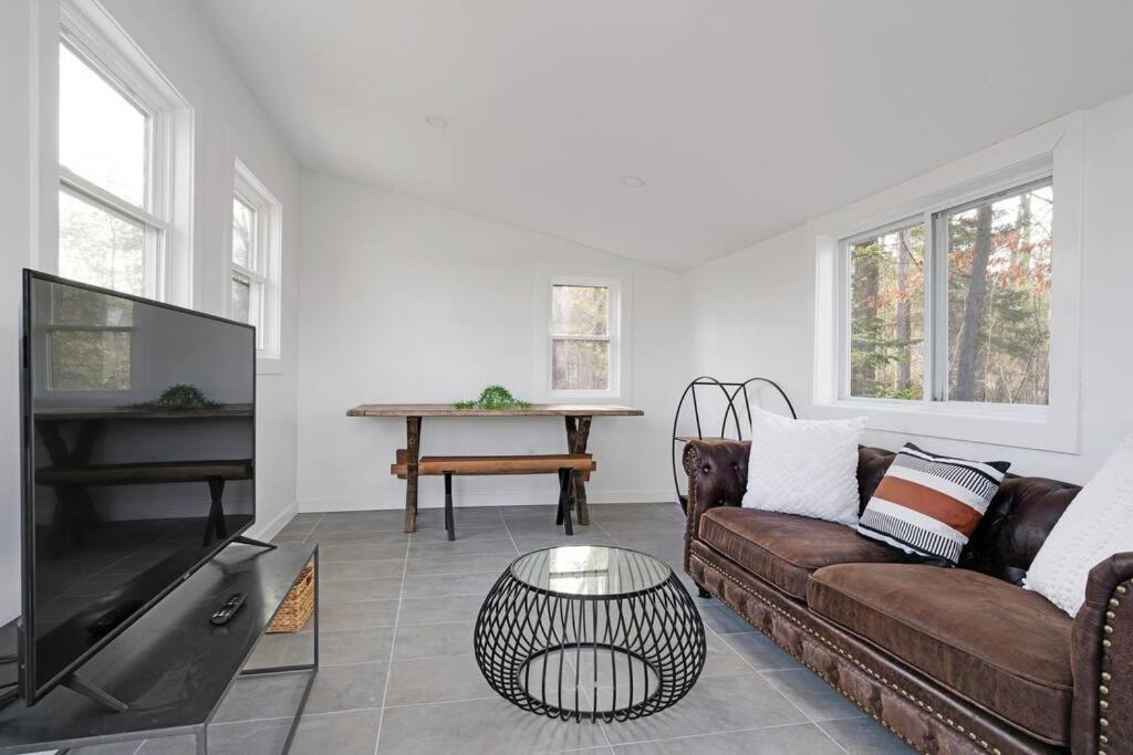 New Paltz Zen Wellness Cabin W/ Hot Tub エクステリア 写真